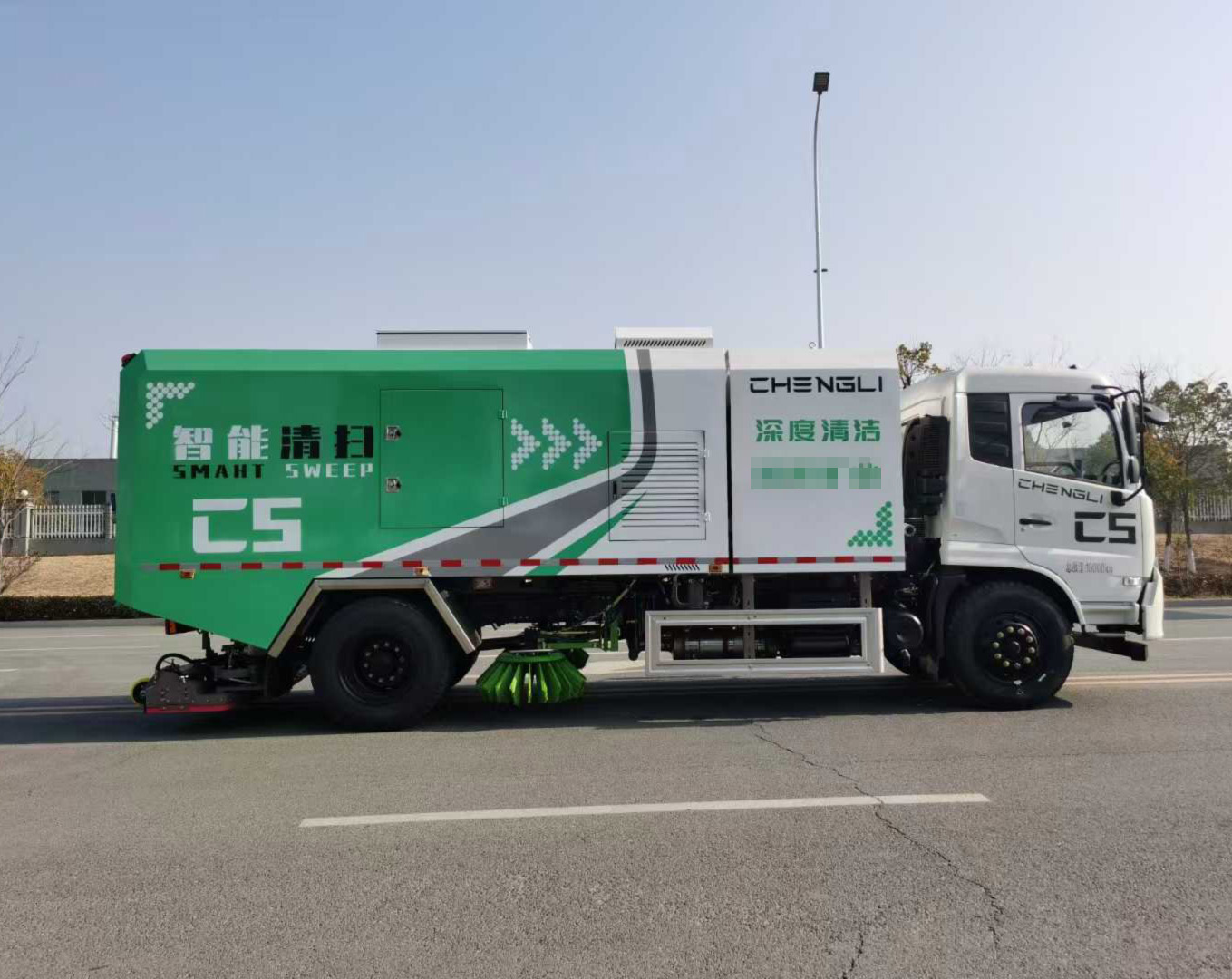 東風天錦18噸干濕兩用道路污染清除車圖片3