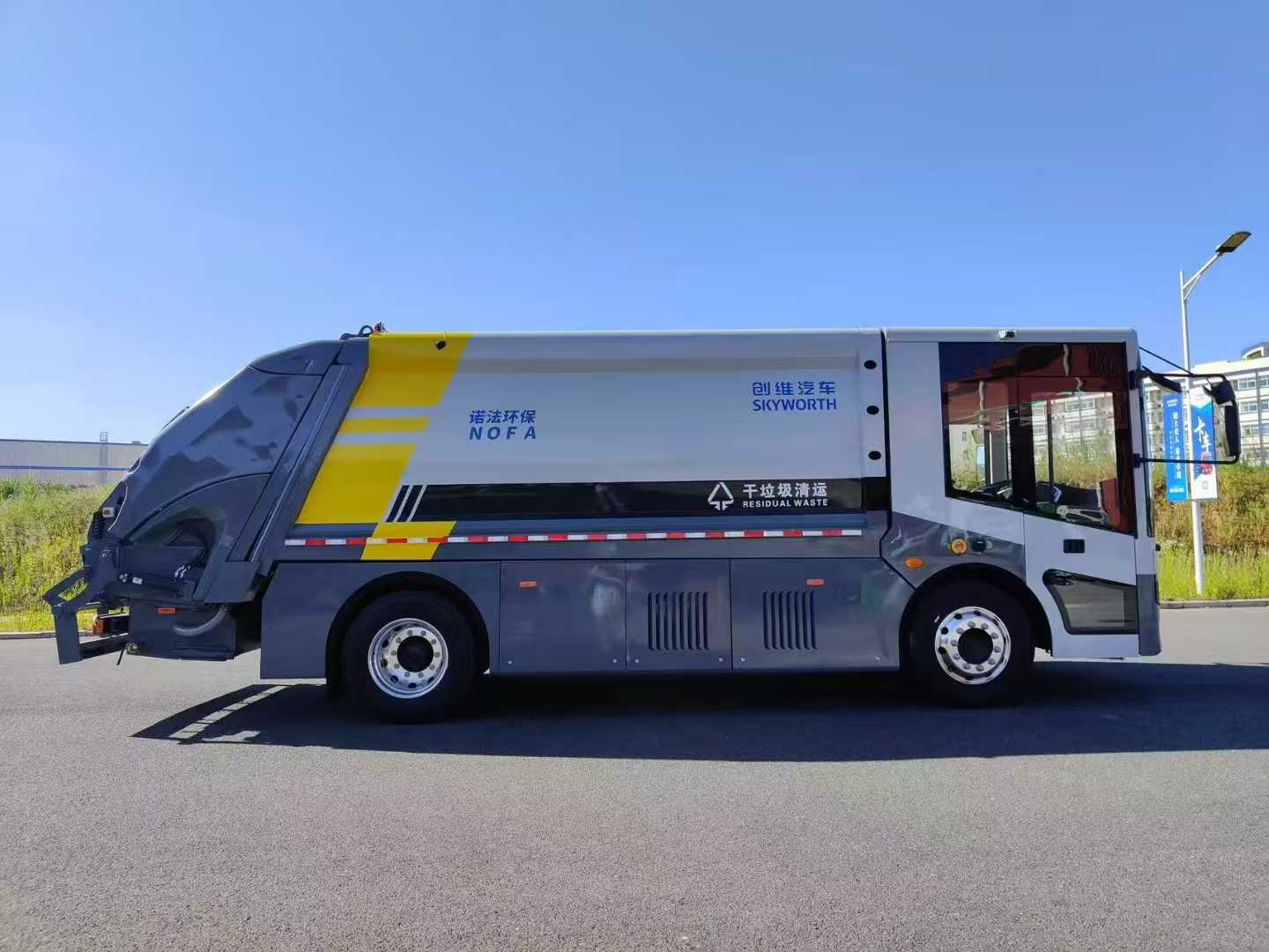 創維18噸純電動壓縮式垃圾運輸車圖片3