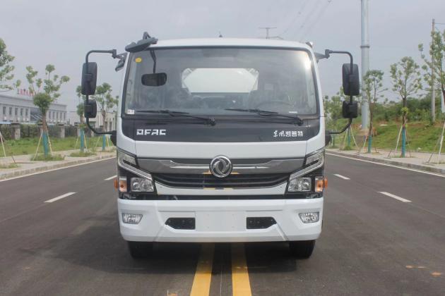 東風(fēng)凱普特純電動吸污車圖片2